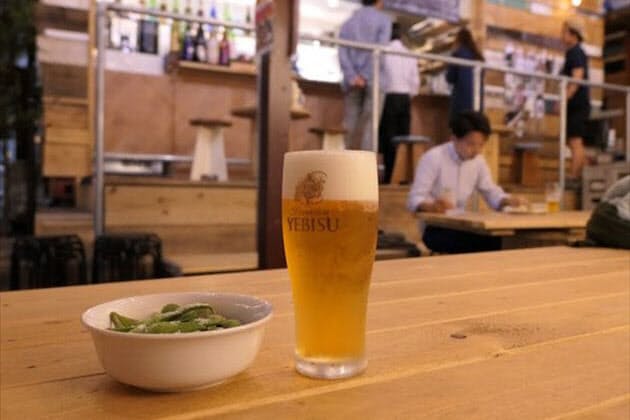 おひとりさまも大歓迎 気軽に寄れるビアガーデン Nikkei Style おひとりさまも大歓迎 気軽に寄れるビアガーデン Nikkei Style