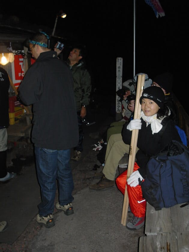 富士山にあふれる外国人 なぜ登る ホントの気持ち Woman Smart Nikkei Style