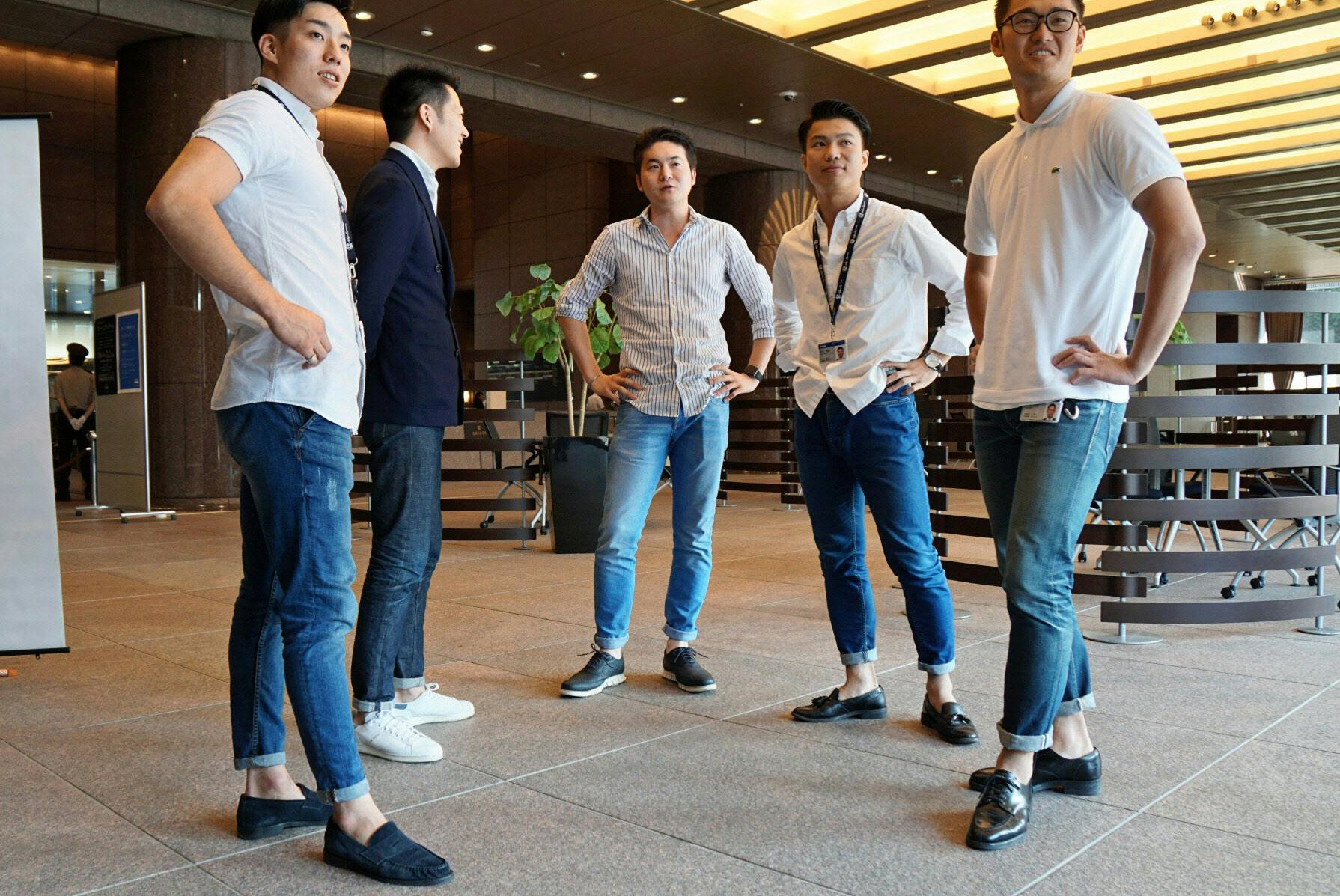 くるぶし男子 増殖中 クールビズ 着崩すおしゃれ Men S Fashion Nikkei Style