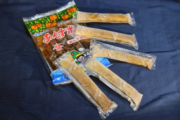 駄菓子凍らせ アイス代わりに 冷凍庫にあんずボー Nikkei Style 駄菓子凍らせ アイス代わりに 冷凍庫にあんずボー Nikkei Style