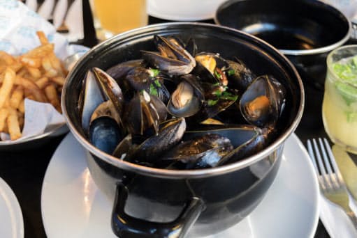 ムール貝に1種もの味付け 欧州で開眼 専門店に グルメクラブ Nikkei Style