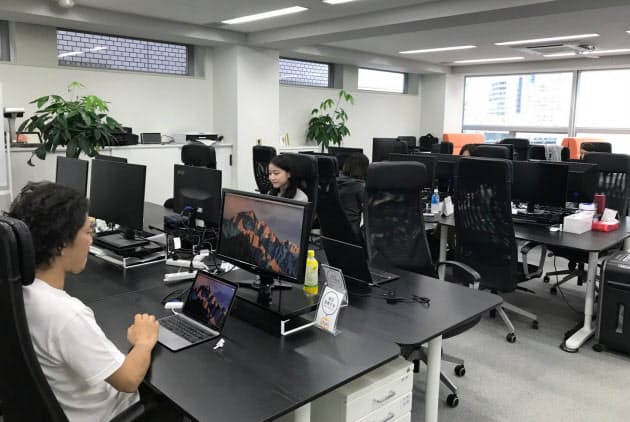いきなり電話 戸惑う人も まずメール派 増える Nikkei Style いきなり電話 戸惑う人も まずメール派 増える Nikkei Style