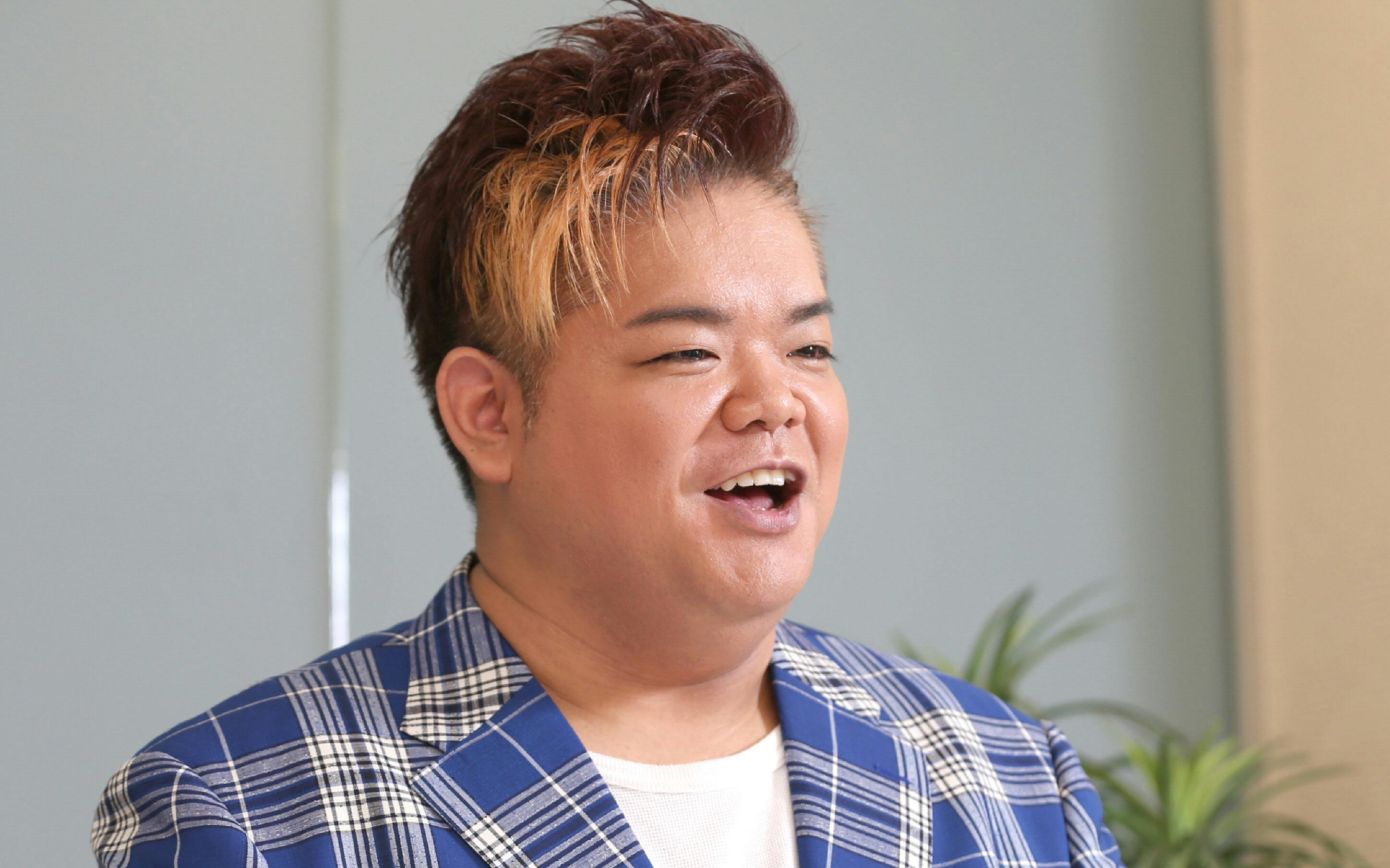 ソプラノ歌手 岡本知高さん 両親と見た景色が原点 Nikkei Style ソプラノ歌手 岡本知高さん 両親と見た景色が原点 Nikkei Style