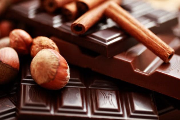 チョコレートをよく食べる人ほど 認知機能が高い傾向 Nikkei Style チョコレートをよく食べる人ほど 認知機能が高い傾向 Nikkei Style