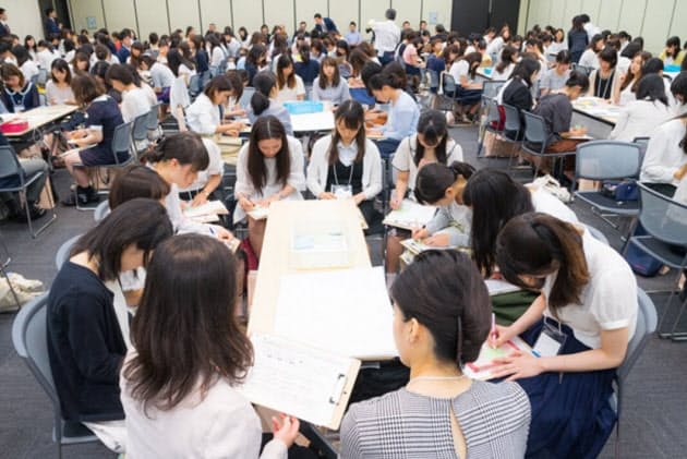 7割がインターンシップ参加によって 優遇あった Nikkei Style