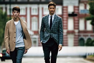 ベルベットを普段使いにも 同系統色を合わせ都会的に Nikkei Style ベルベットを普段使いにも 同系統色を合わせ都会的に Nikkei Style