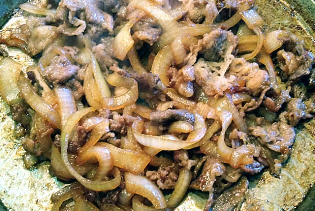 青森県の美味と祭が一堂に 十和田バラ焼きなどに舌鼓 Nikkei Style 青森県の美味と祭が一堂に 十和田バラ焼きなどに舌鼓 Nikkei Style