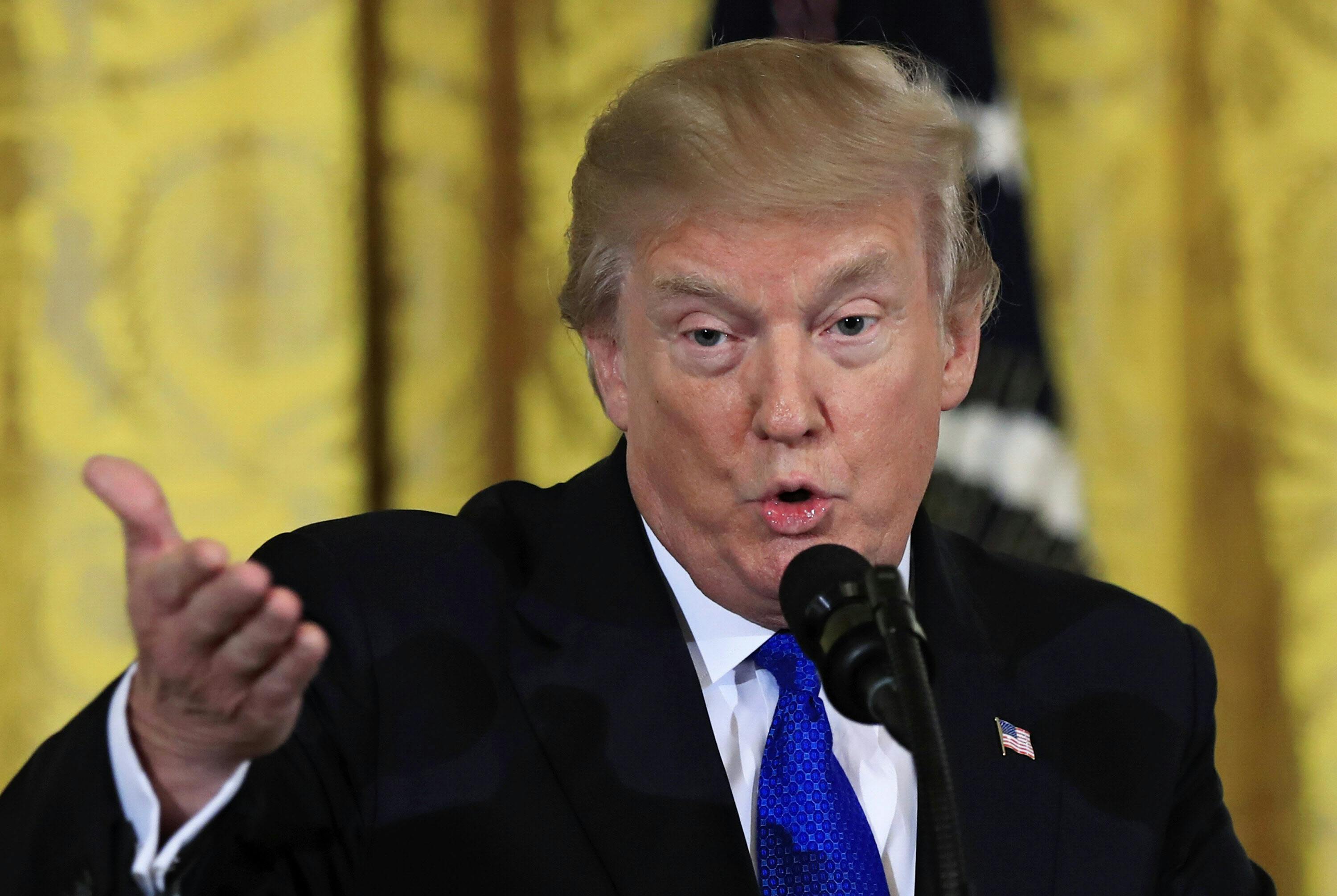 トランプ大統領 着こなしもルール無視の 俺様流 Nikkei Style トランプ大統領 着こなしもルール無視の 俺様流 Nikkei Style