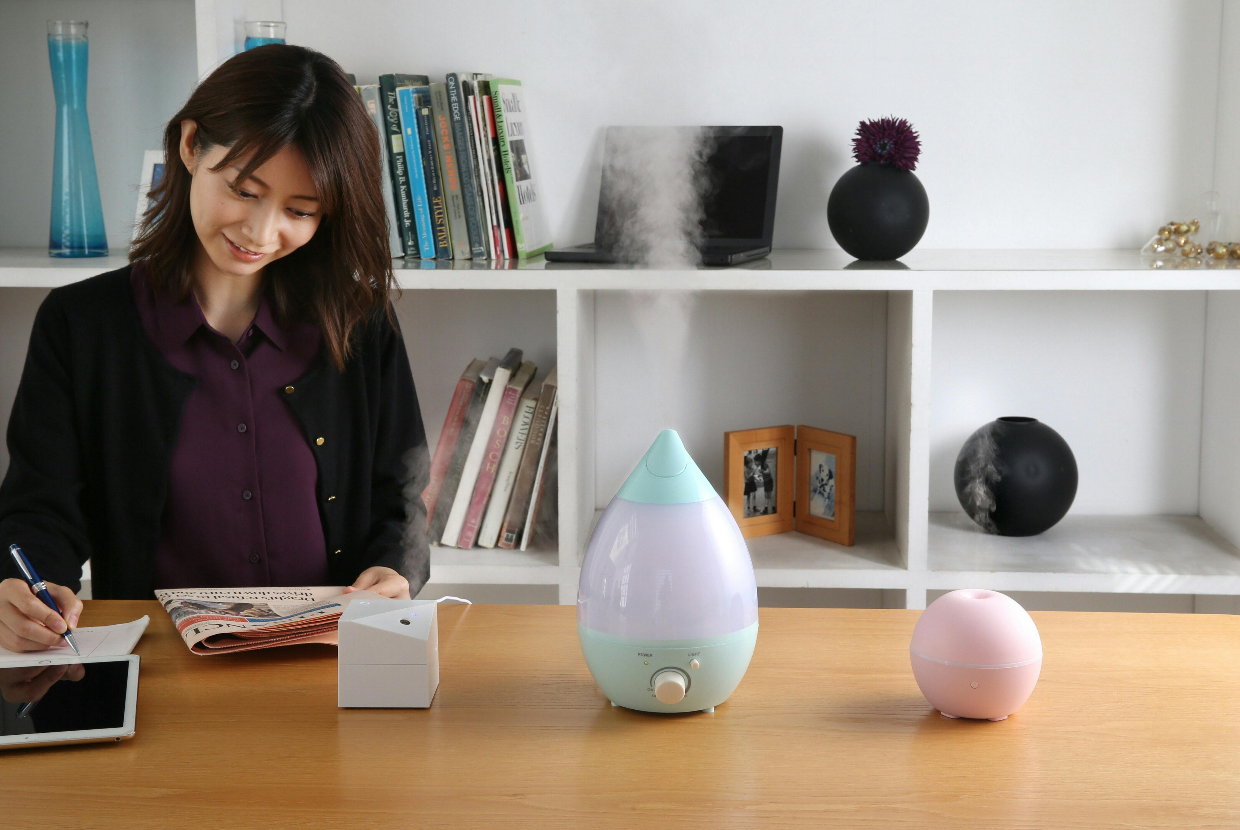 オフィスに置きたいマイ加湿器10選 職場ならの工夫 Nikkei Style オフィスに置きたいマイ加湿器10選 職場ならの工夫 Nikkei Style