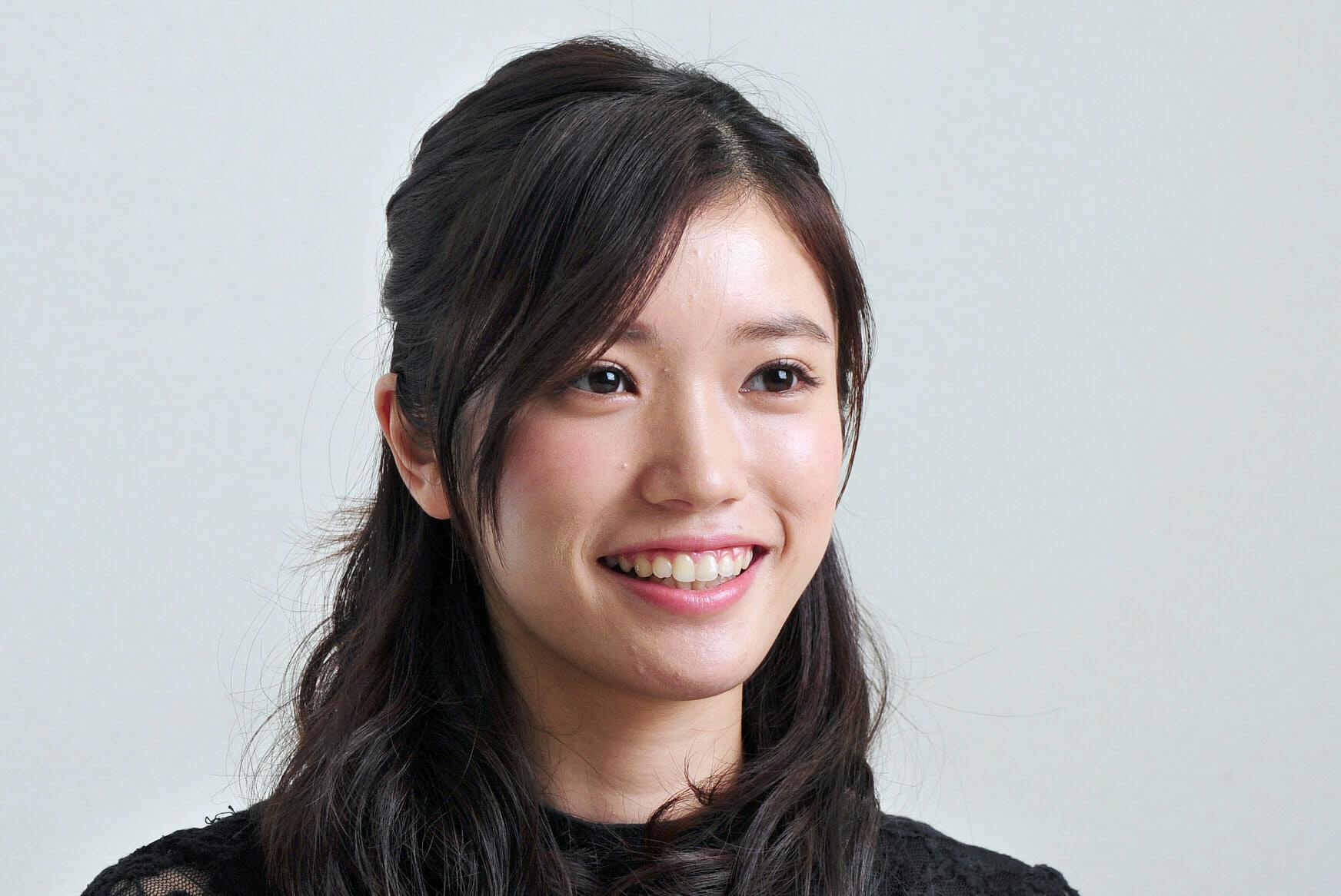 女優 美山加恋さん 演技もマナーも 母が先生 Nikkei Style 女優 美山加恋さん 演技もマナーも 母が先生 Nikkei Style