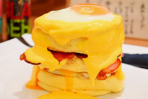焼きたてパンケーキを目の前で 甘じょっぱい大人の味 Nikkei Style 焼きたてパンケーキを目の前で 甘じょっぱい大人の味 Nikkei Style