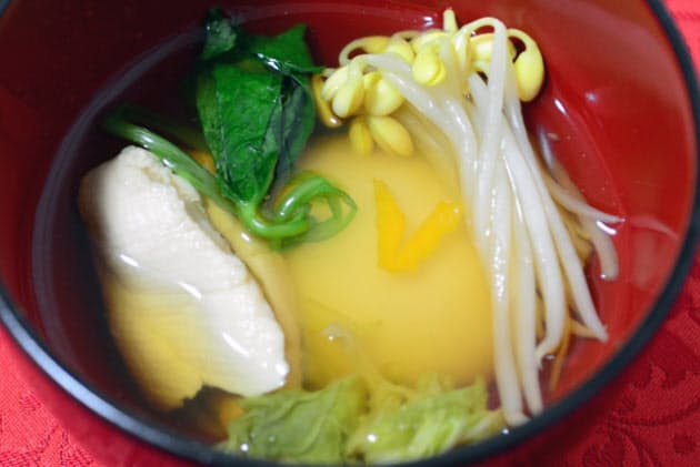 ご当地雑煮 懐かしい故郷の味 各地各様の縁起担ぎ Nikkei Style ご当地雑煮 懐かしい故郷の味 各地各様の縁起担ぎ Nikkei Style