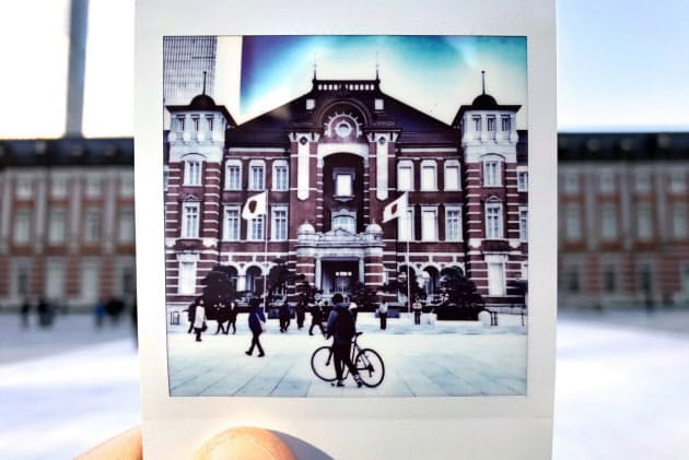 チェキ でインスタ映え 若年層で流行 新機種続々 Nikkei Style チェキ でインスタ映え 若年層で流行 新機種続々 Nikkei Style