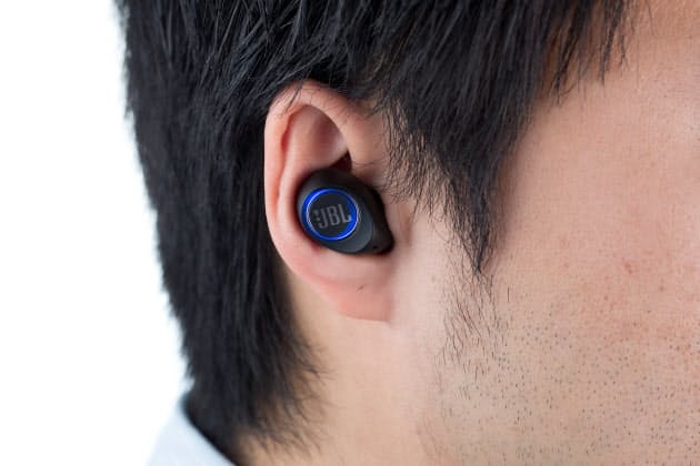 Jbl初の完全無線イヤホン 音質高評価 難点は音切れ Mono Trendy Nikkei Style