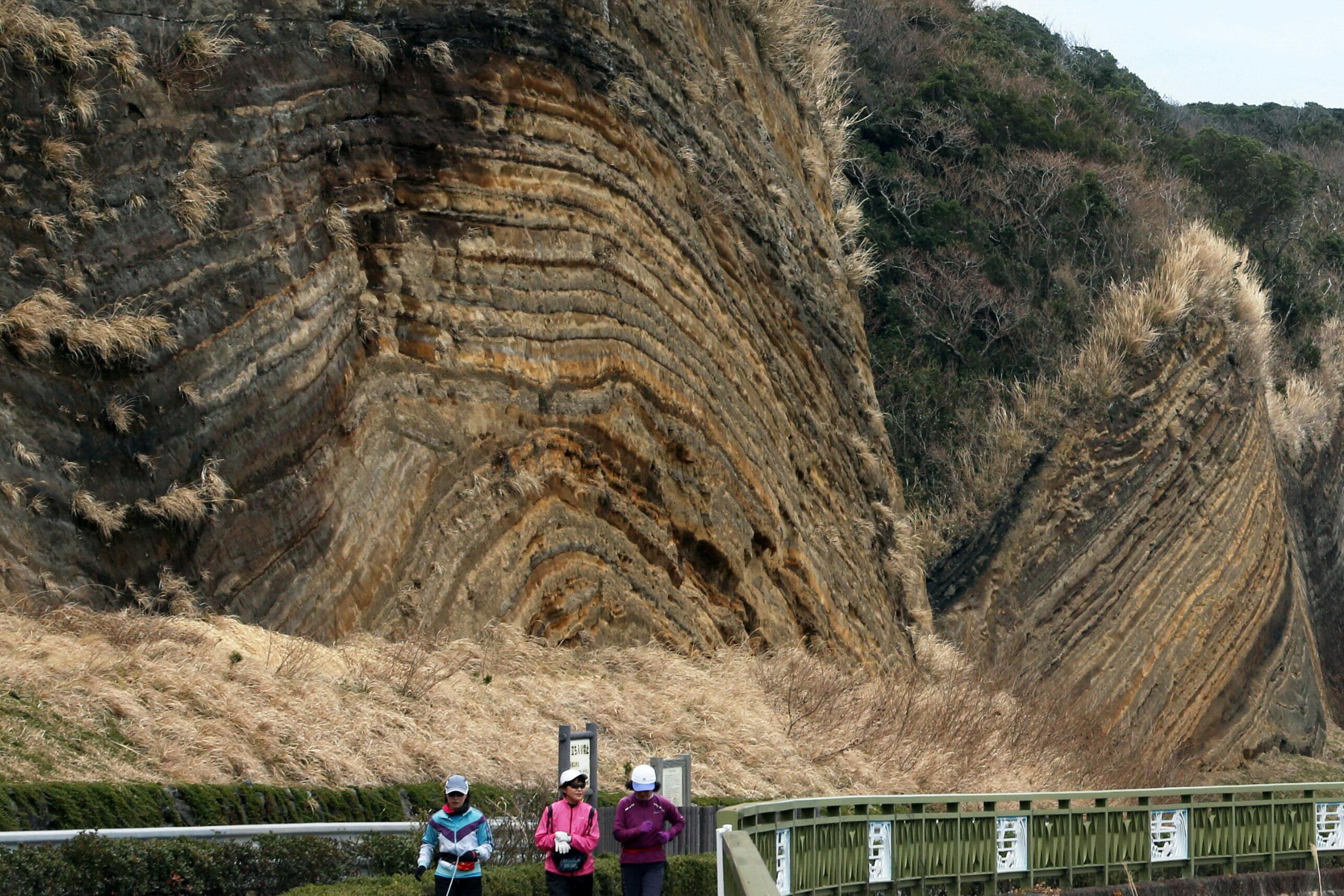 一度は見たい地層10選 日本列島の年輪刻む トラベル Nikkei Style