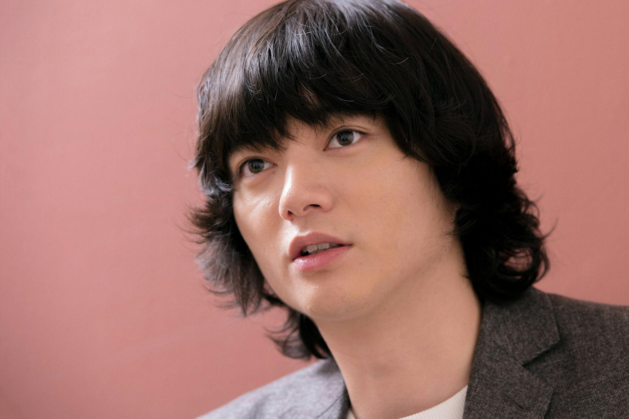 染谷将太 中国の映画撮影で驚いたこと 役立ったモノ Nikkei Style 染谷将太 中国の映画撮影で驚いたこと 役立ったモノ Nikkei Style