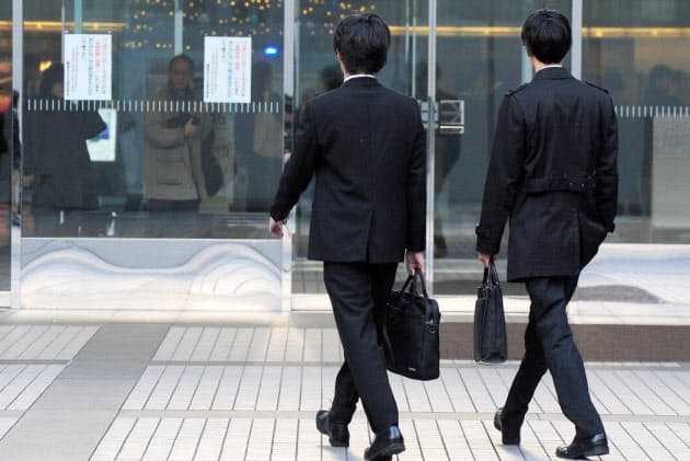 就活生座談会 下 不安は面接日時の重複と電話対応 U22 Nikkei Style