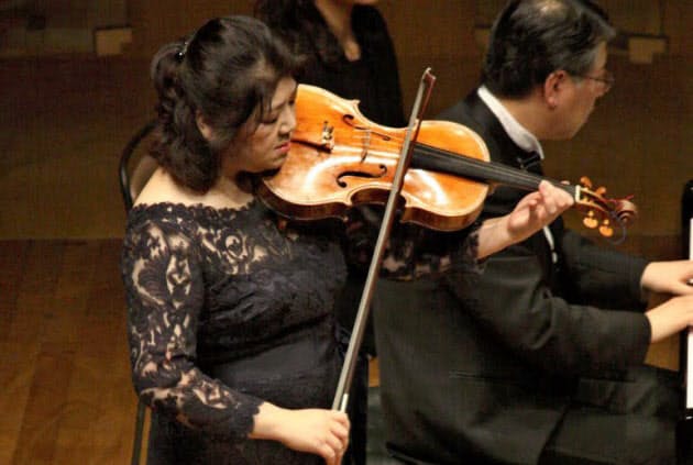 ビオラ もう 地味 じゃない ソロ演奏の場広がる Nikkei Style ビオラ もう 地味 じゃない ソロ演奏の場広がる Nikkei Style