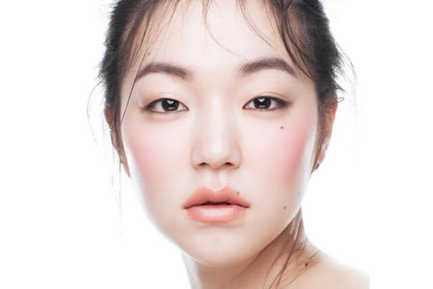 目指すはピュアな素肌感 ベースメイクの極意を伝授 Nikkei Style 目指すはピュアな素肌感 ベースメイクの極意を伝授 Nikkei Style