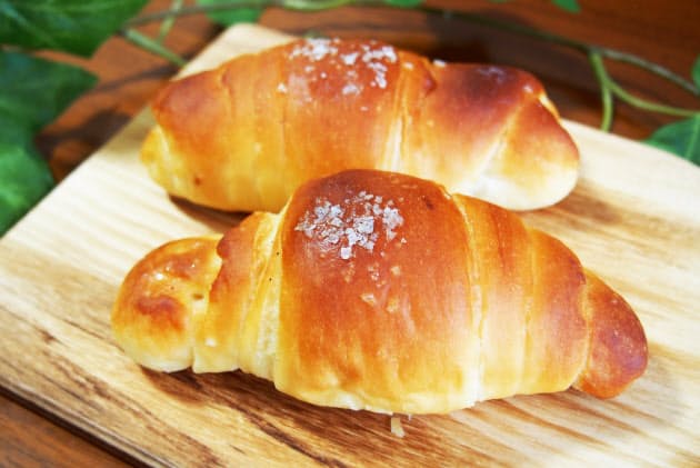 塩パン は夏が旬 世界の塩で味わい新次元に Nikkei Style 塩パン は夏が旬 世界の塩で味わい新次元に Nikkei Style