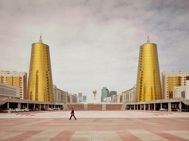 金ピカや宇宙船型 旧ソ連のシュールな建築物が面白い Nikkei Style