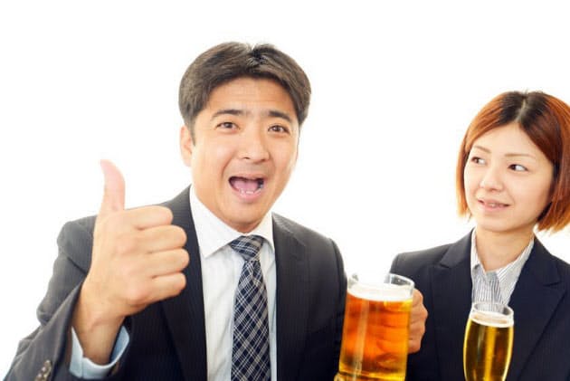 原因は遺伝子 酒乱になる人とならない人 何が違う Nikkei Style 原因は遺伝子 酒乱になる人とならない人 何が違う Nikkei Style