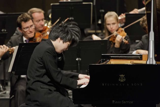 ピアニスト藤田真央の貪欲 今月のクラシックディスク エンタメ Nikkei Style