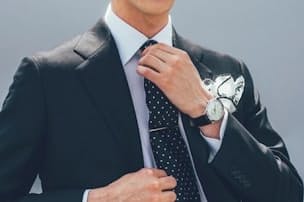 スーツにダイバーズ時計はng 選ぶべき 普通 とは Nikkei Style スーツにダイバーズ時計はng 選ぶべき 普通 とは Nikkei Style
