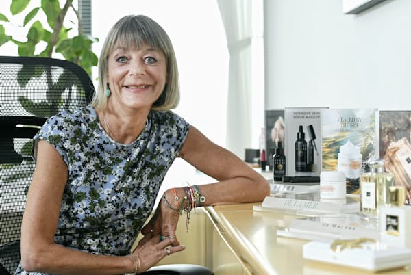 週末はメール禁止 エスティローダー流の働き方改革 Woman Smart Nikkei Style