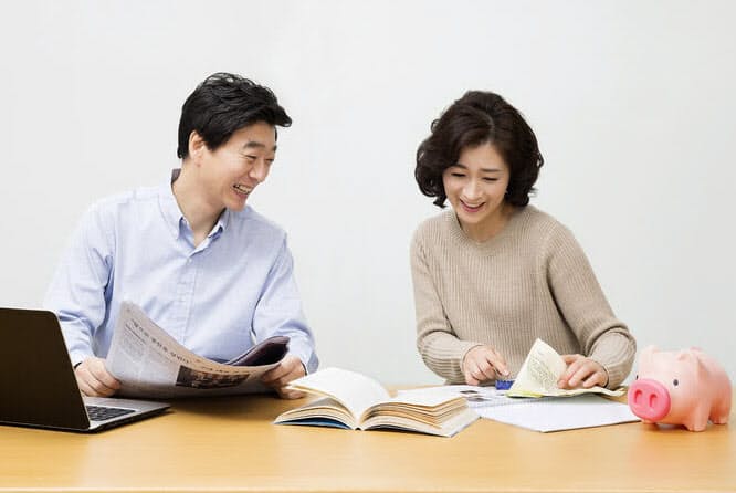 人生100年は共働きが常識 家事家計分担で老後に余裕 マネー研究所 Nikkei Style