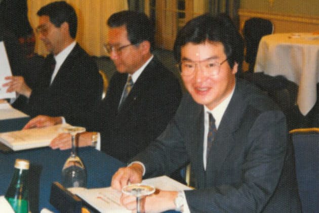 フジテレビ株で1億円の損失 役員の年賀状に涙 Nikkei Style
