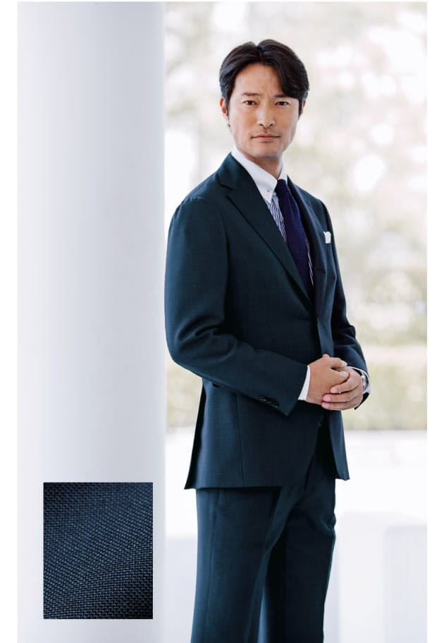 タフ と 軽さ あなたが欲しいスーツはどちら Nikkei Style