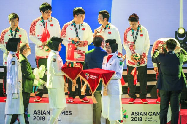 Eスポーツの世界 五輪競技より広い 封じ込めに異議 Nikkei Style Eスポーツの世界 五輪競技より広い 封じ込めに異議 Nikkei Style