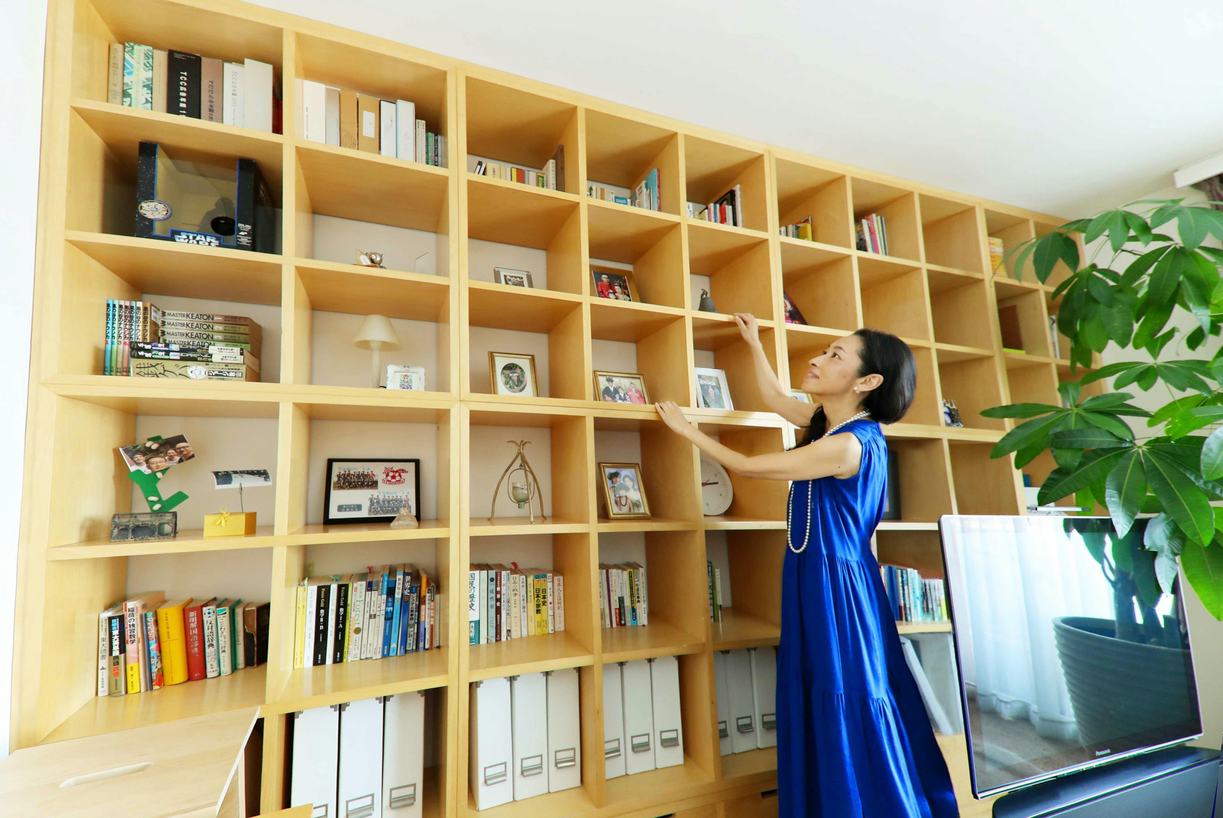 美しく使いやすい本棚 収納に余裕 量を定期見直し Nikkei Style 美しく使いやすい本棚 収納に余裕 量を定期見直し Nikkei Style