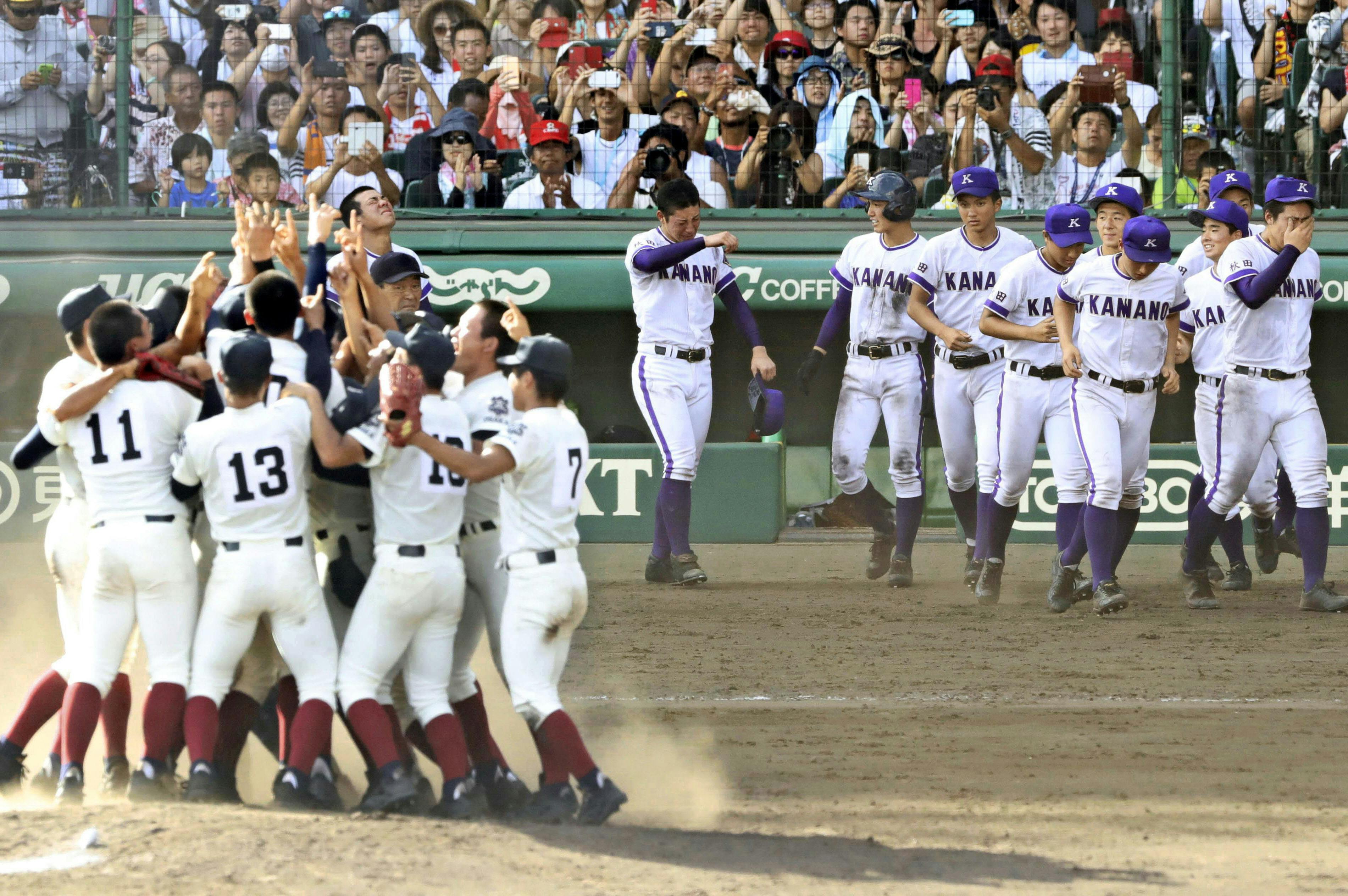 金足農の準優勝は美談ではない 選手守れぬ残酷な戦い Nikkei Style 金足農の準優勝は美談ではない 選手守れぬ残酷な戦い Nikkei Style