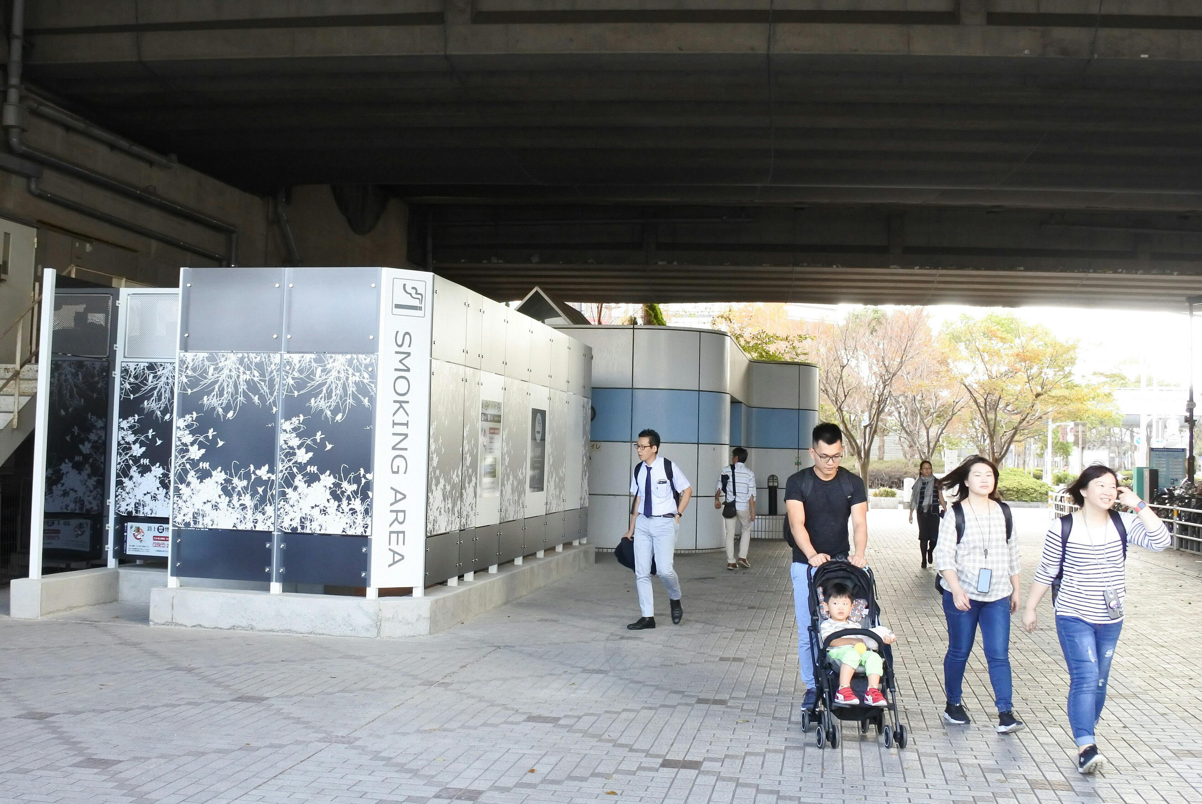 公衆喫煙所は迷惑施設か 分煙策なのに住民から反発も Nikkei Style 公衆喫煙所は迷惑施設か 分煙策なのに住民から反発も Nikkei Style