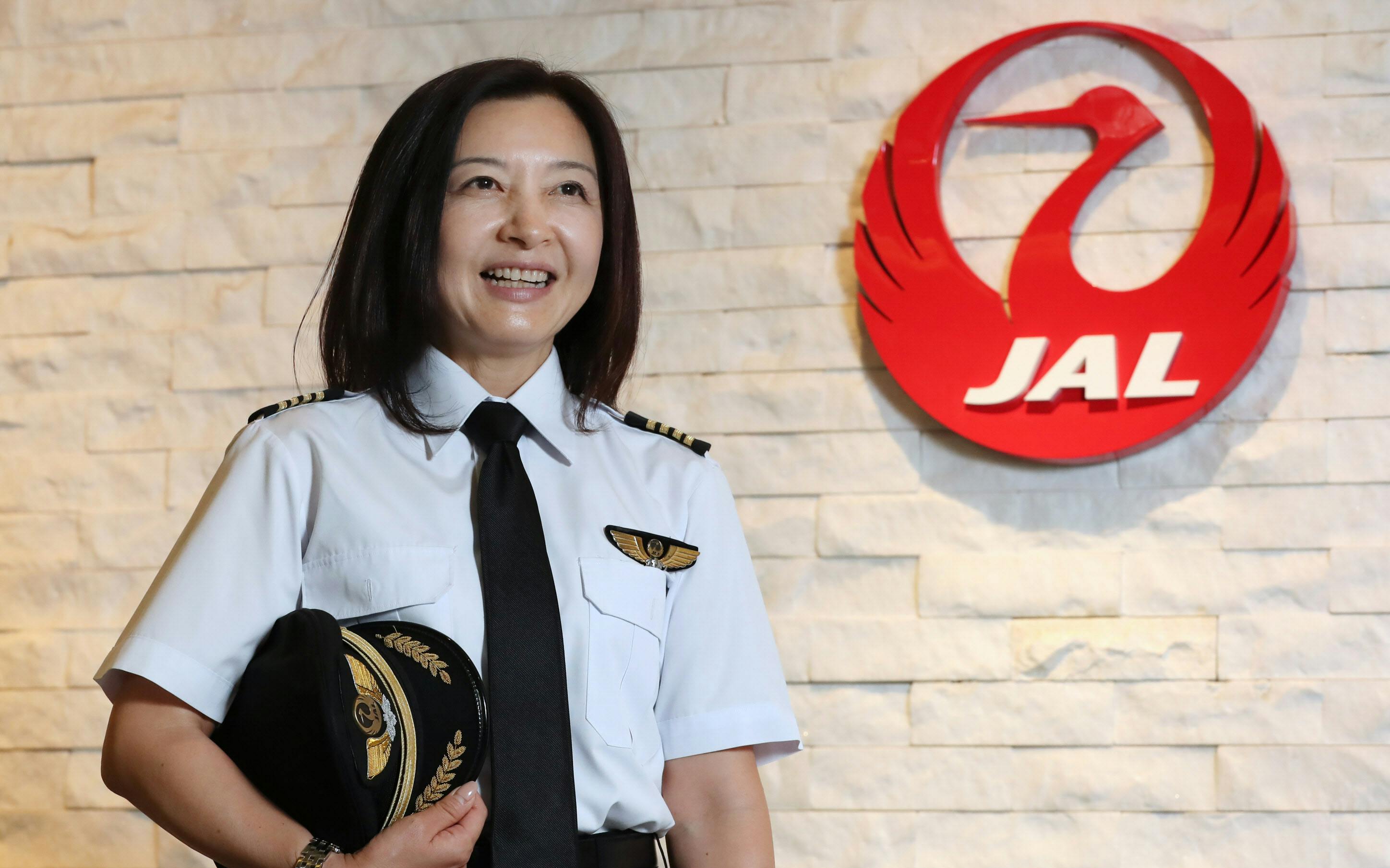 通知表ない桐朋 Jal女性機長が過ごした自由な時間 Nikkei Style 通知表ない桐朋 Jal女性機長が過ごした自由な時間 Nikkei Style