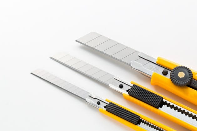 カッターの刃を折る専用器 子ども用や刃折り不要も登場 進化するカッターナイフ Nikkei Style