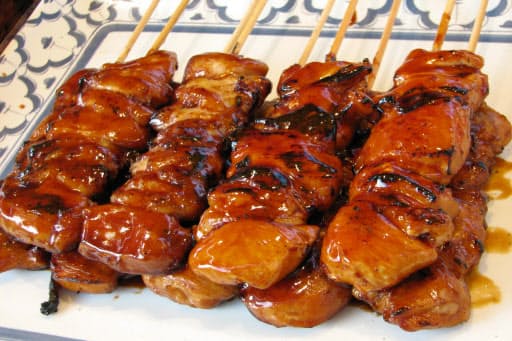 国民食 焼き鳥に合うのは塩か タレか それが問題だ グルメクラブ Nikkei Style 国民食 焼き鳥に合うのは塩か タレか それが問題だ グルメクラブ Nikkei Style