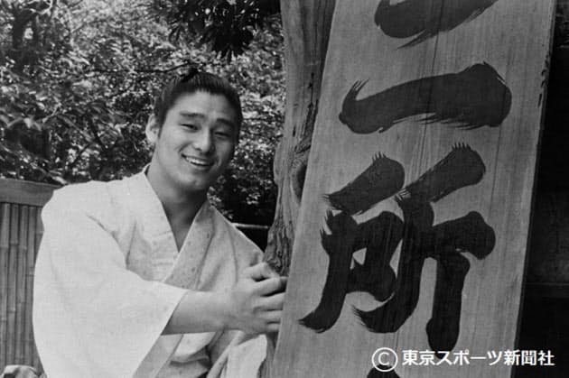 力士 天龍 西前頭筆頭に 部屋の騒動で居場所失う Nikkei Style 力士 天龍 西前頭筆頭に 部屋の騒動で居場所失う Nikkei Style