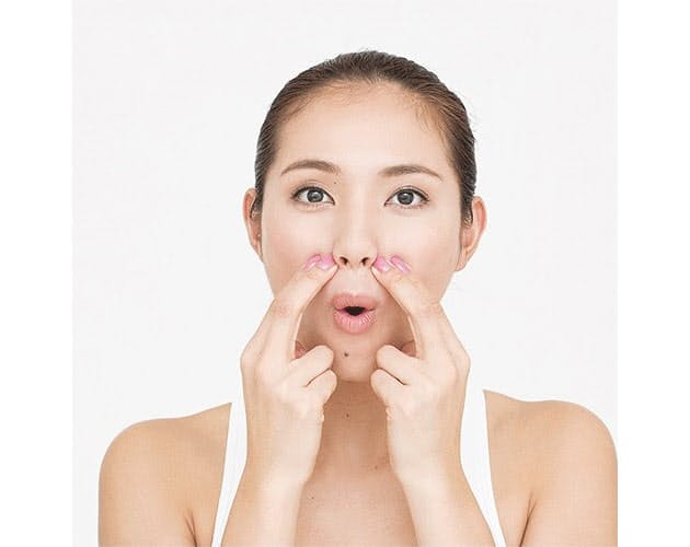 表情筋をゆるめるとほうれい線が消える 硬直した顔筋ほぐして老化防止 ほうれい線 Nikkei Style 表情筋をゆるめるとほうれい線が消える 硬直した顔筋ほぐして老化防止 ほうれい線 Nikkei Style