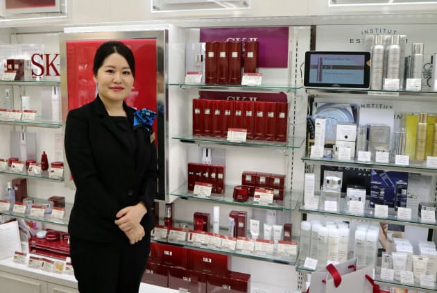 3つの顔 で顧客に安心 美も健康も一手に引き受け Nikkei Style