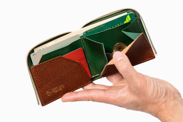 尻ポケットでもかさばらない 極薄2つ折り財布3選 Nikkei Style 尻ポケットでもかさばらない 極薄2つ折り財布3選 Nikkei Style