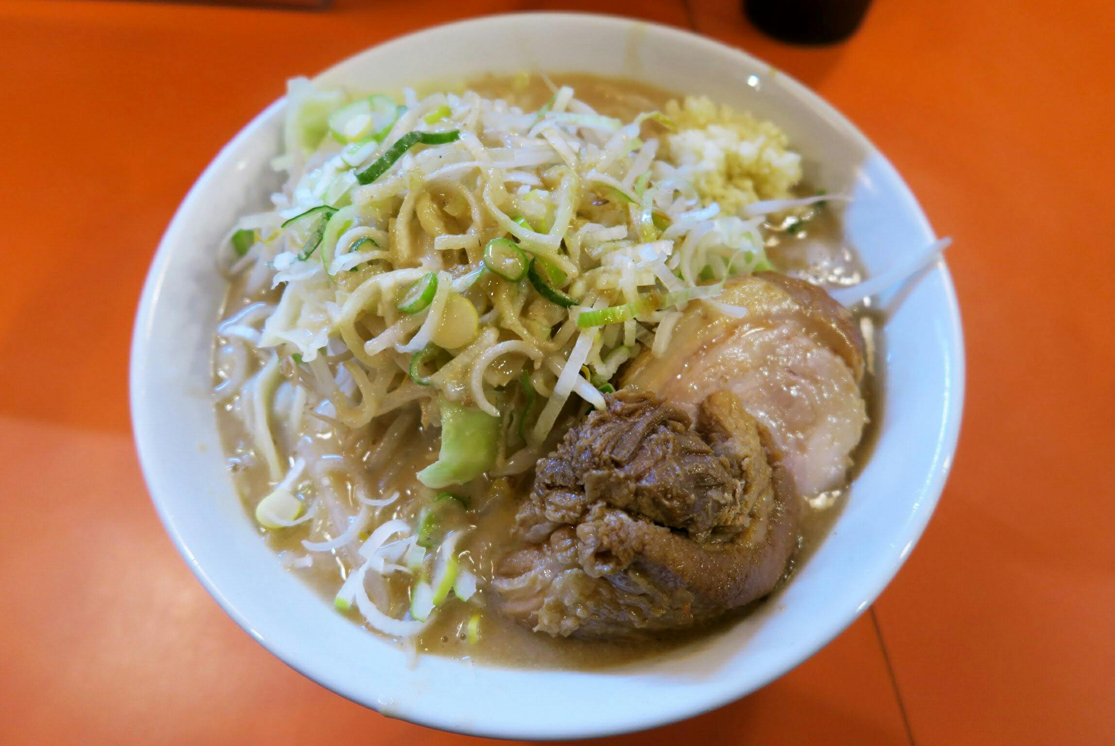 豚 鶏 名品ラーメンは王道の素材と手間で驚きの味 Nikkei Style 豚 鶏 名品ラーメンは王道の素材と手間で驚きの味 Nikkei Style