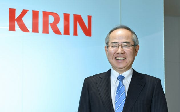 ビール低迷 原因は とりあえず生 キリンhd社長 Nikkei Style ビール低迷 原因は とりあえず生 キリンhd社長 Nikkei Style
