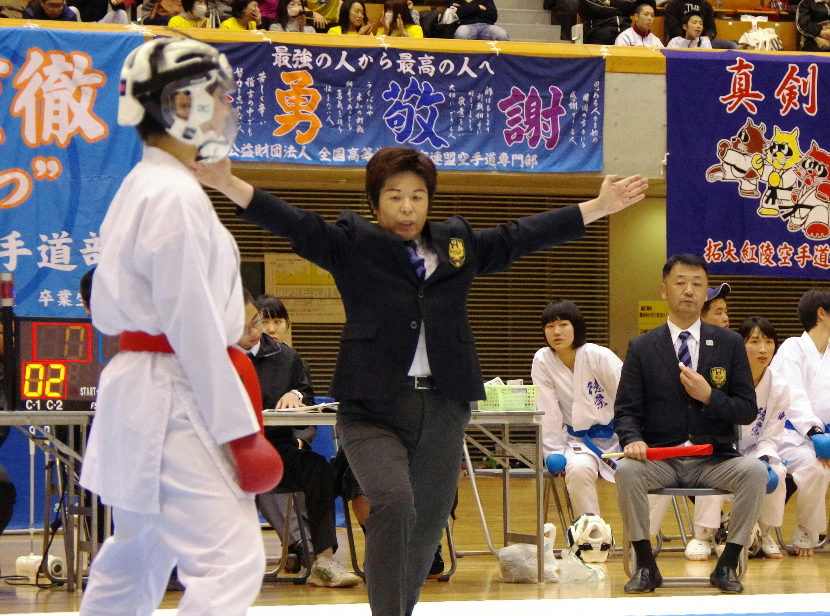空手元女王が挑む五輪審判員 教え子に舞台残したい Nikkei Style 空手元女王が挑む五輪審判員 教え子に舞台残したい Nikkei Style