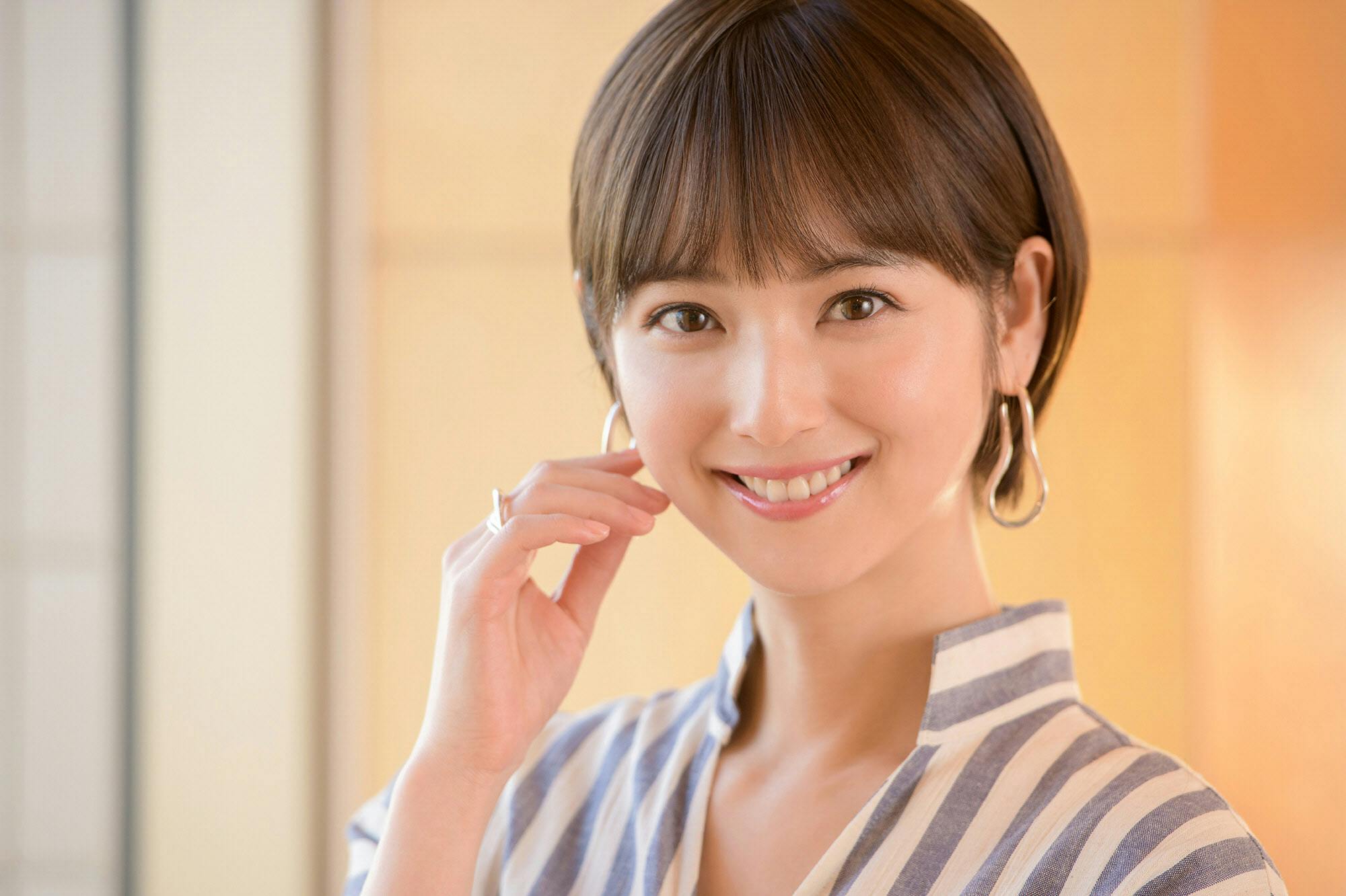 佐々木希 マルチに使えるキッチンペーパー手放せない Nikkei Style 佐々木希 マルチに使えるキッチンペーパー手放せない Nikkei Style