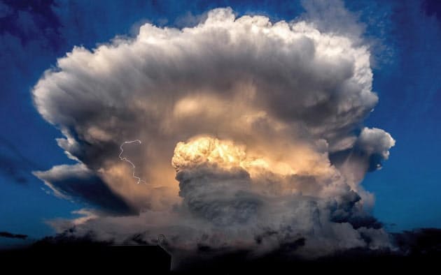 次は落雷のエネルギー 10億ボルト超に達する雷雲の電圧 新手法で解明 Nikkei Style