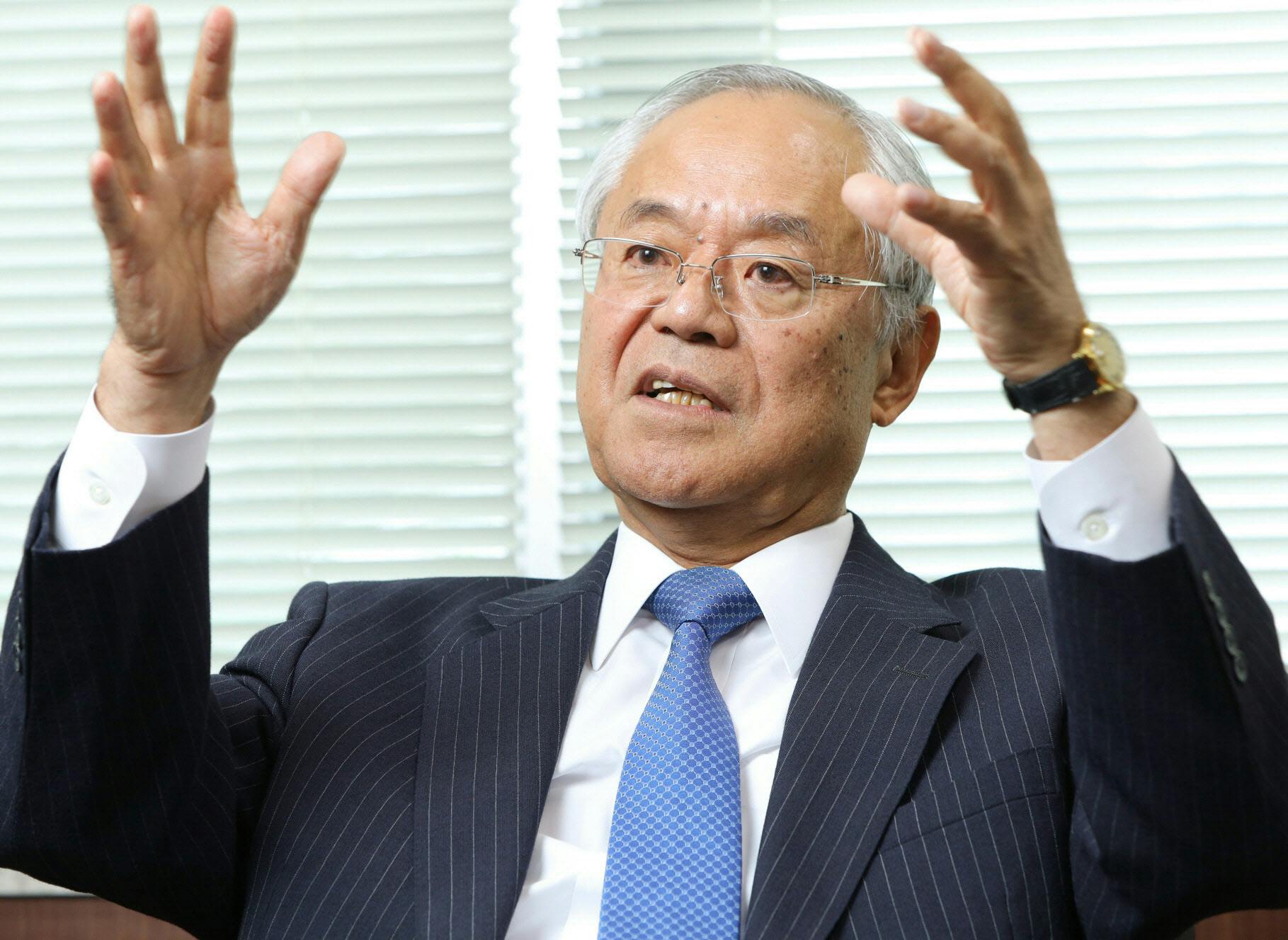 家業 のりたま 継いだ銀行エリート 年で組織一新 Nikkei Style 家業 のりたま 継いだ銀行エリート 年で組織一新 Nikkei Style