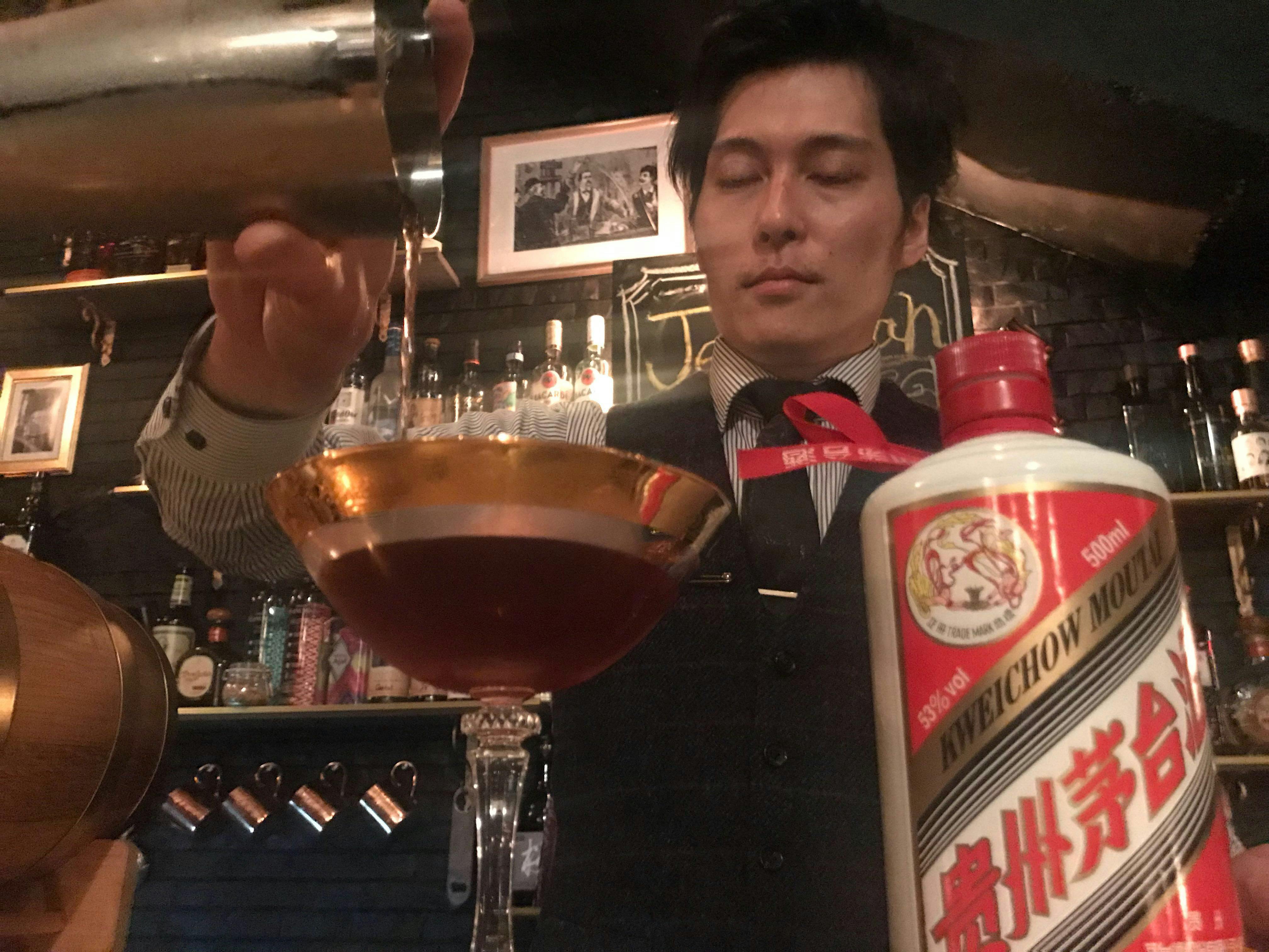 中国の蒸留酒 白酒 強い香り カクテル人気じわり Nikkei Style 中国の蒸留酒 白酒 強い香り カクテル人気じわり Nikkei Style